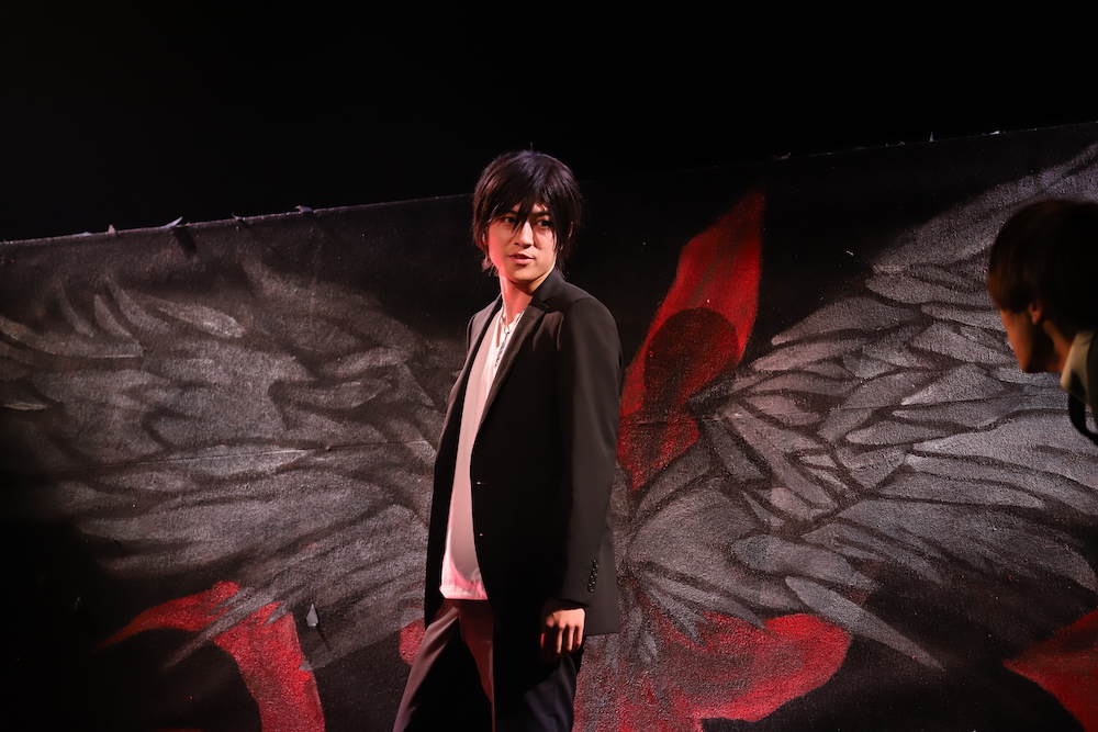 八大天狗が目の前に…！妖艶な世界観で魅せる舞台版「BLACK BIRD」ゲネプロレポ（画像51枚） イメージ画像