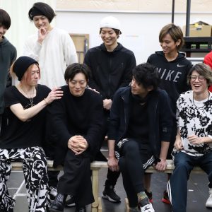 その日、舞台がライブ会場になる！「DYNAMIC CHORD the STAGE」公開稽古＆囲み取材レポ イメージ画像