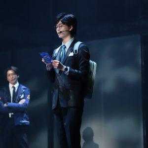 鈴木拡樹主演の舞台『サイコパス』が開幕　AIに支配された世界で「人間らしさ」は必要か イメージ画像