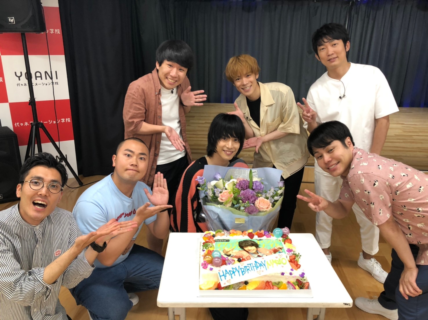 黒羽麻璃央出演のロケバラエティ『イケてるヤツならアソバナイト』最新回、ゲストは小野賢章とNON STYLE イメージ画像