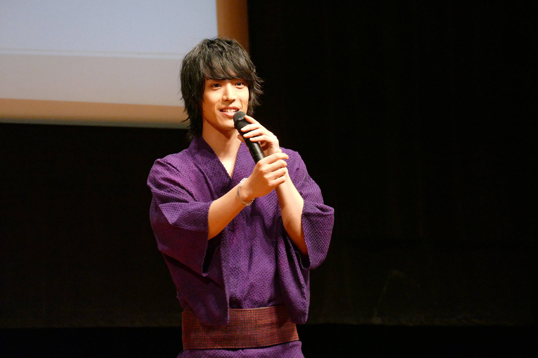 『コヒバニ』の黒羽麻璃央「スキルアップしたい」　26歳誕生日イベントでファンに直筆の手紙【公式レポ】 イメージ画像