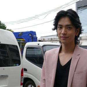 黒羽麻璃央がドラマ『コヒバニ』に登場　超肉食系社長のオラオラぶりを見逃すな イメージ画像