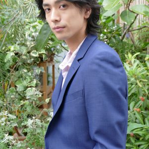 黒羽麻璃央がドラマ『コヒバニ』に登場　超肉食系社長のオラオラぶりを見逃すな イメージ画像