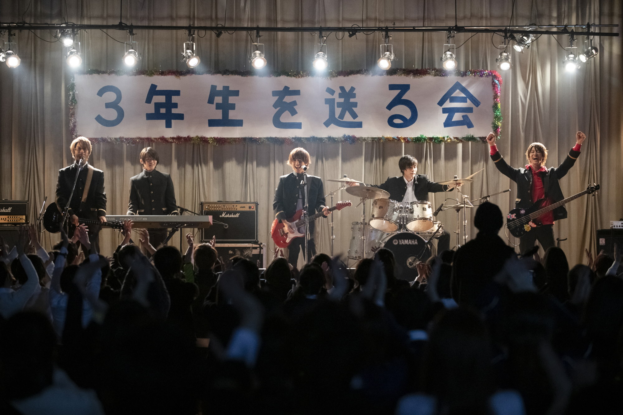 堀田竜成、石渡真修らの制服姿がまばゆい…！映画『LET IT BE -君が君らしくあるように-』場面写真公開 イメージ画像