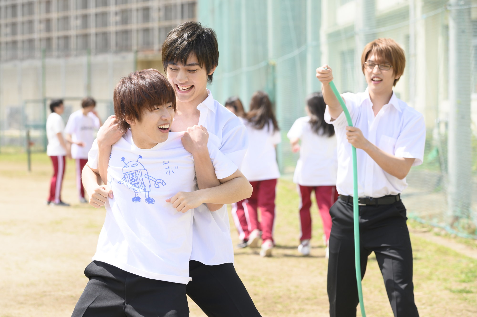 堀田竜成、石渡真修らの制服姿がまばゆい…！映画『LET IT BE -君が君らしくあるように-』場面写真公開 イメージ画像