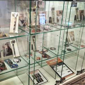 「リボステ」ポップアップショップが開催中　渋谷マルイ・ HMVでは舞台衣装展示も イメージ画像