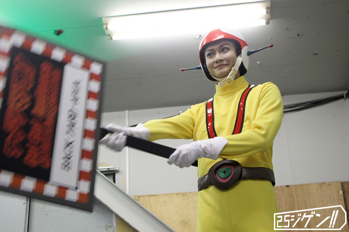 クレイジーすぎるLIVEミュージカル演劇『チャージマン研！』が開幕　細かいことは「気にするな！」 イメージ画像