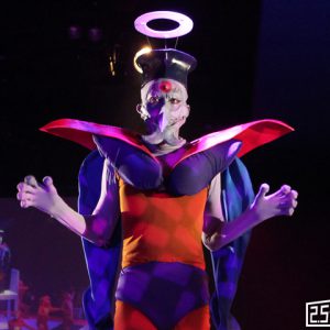 クレイジーすぎるLIVEミュージカル演劇『チャージマン研！』が開幕　細かいことは「気にするな！」 イメージ画像