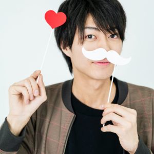 舞台「文豪とアルケミスト」坂口安吾役　186cmの美男・小坂涼太郎の素顔【#令和のイケメン名鑑】 イメージ画像