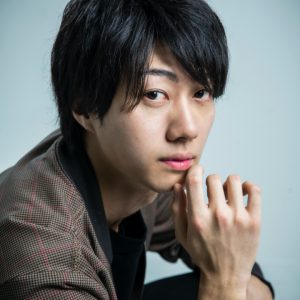 「自分のどういう視点が変わったのか知りたい」小坂涼太郎、デビューから20年の軌跡を振り返る イメージ画像