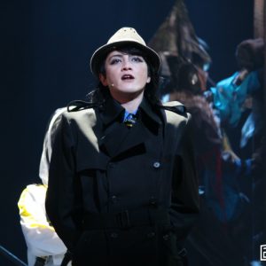 舞台『えんとつ町のプペル』東京公演開幕　絵本の世界を表現した、美しい演出とナンバーに注目 イメージ画像