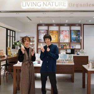 星元裕月＆杉江大志、オリジナルの香水作り体験　出来上がった香りは？ イメージ画像