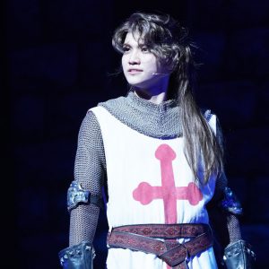 2021年の初笑い、豪華キャストによるミュージカル「モンティ・パイソンのSPAMALOT」本日開幕 イメージ画像