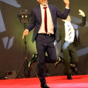 トーク、再現VTR、楽曲ライブ…ドラマ『ハンサムセンキョ』配信イベントレポ イメージ画像