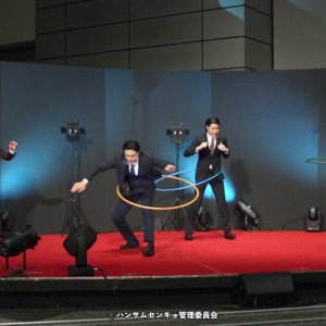 トーク、再現VTR、楽曲ライブ…ドラマ『ハンサムセンキョ』配信イベントレポ イメージ画像