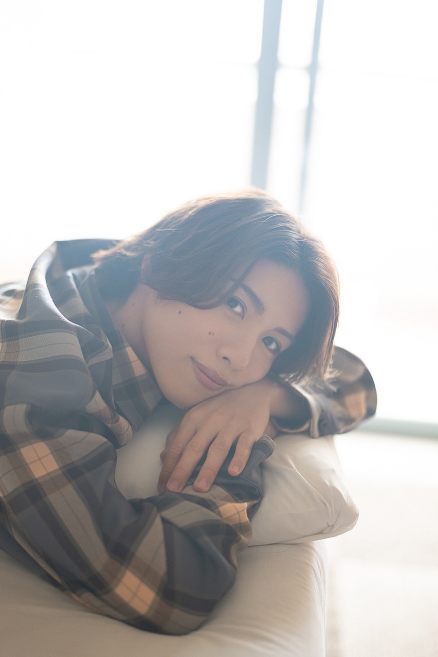 立石俊樹の多彩な表情　1st写真集「TOSHIKI」電子版が本日配信 イメージ画像