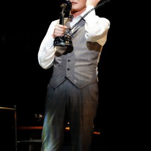 日本初演から10年、ミュージカル『スリル・ミー』が開幕　舞台写真＆コメントが到着 イメージ画像