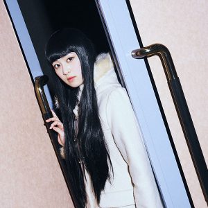 向井葉月、マイペースでも“熱い”演技への想い　『蟻地獄』復活上演に「絶対に成功させたい」 イメージ画像