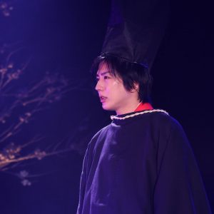 江田剛「お客さまの度肝を抜きたい」　舞台「あやかし緋扇」舞台写真＆コメントが到着 イメージ画像