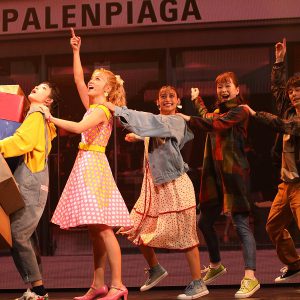 “ありのままの自分”テーマに　剛力彩芽＆Dream AmiのW主演ミュージカル「#チャミ」開幕 イメージ画像