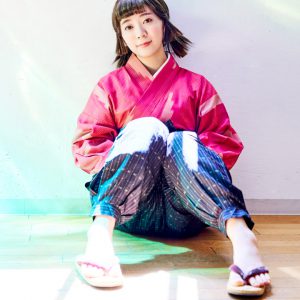 伊藤彩沙、舞台「擾乱」で広げるキャラクターの可能性　三森すずこと“美味しい関係” イメージ画像