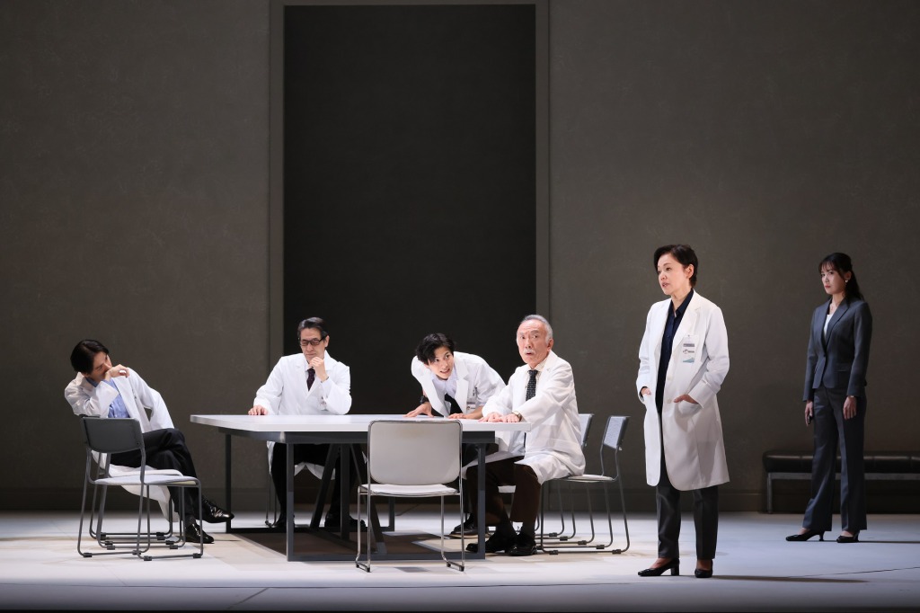 大竹しのぶ「やっぱり演劇は面白い」　“生きづらさ”や“違和感”を描く『ザ・ドクター』開幕 イメージ画像