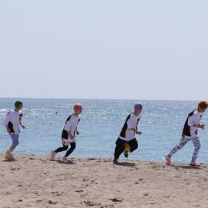 発声練習・殺陣稽古・浜辺でランニング…MANKAI MOVIE『A3!』場面写真が解禁 イメージ画像