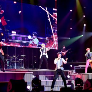 握りしめた拳を絆に変えて…　エーステ秋組ライブ公演が開幕【ゲネプロレポート】 イメージ画像