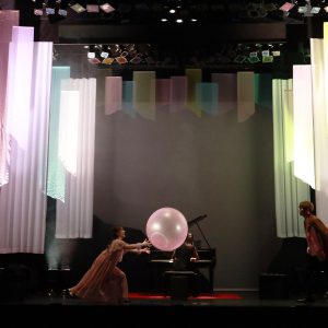 俳優×声優陣が日替わりで登場、朗読劇「いつもポケットにショパン」開幕　舞台写真が公開 イメージ画像