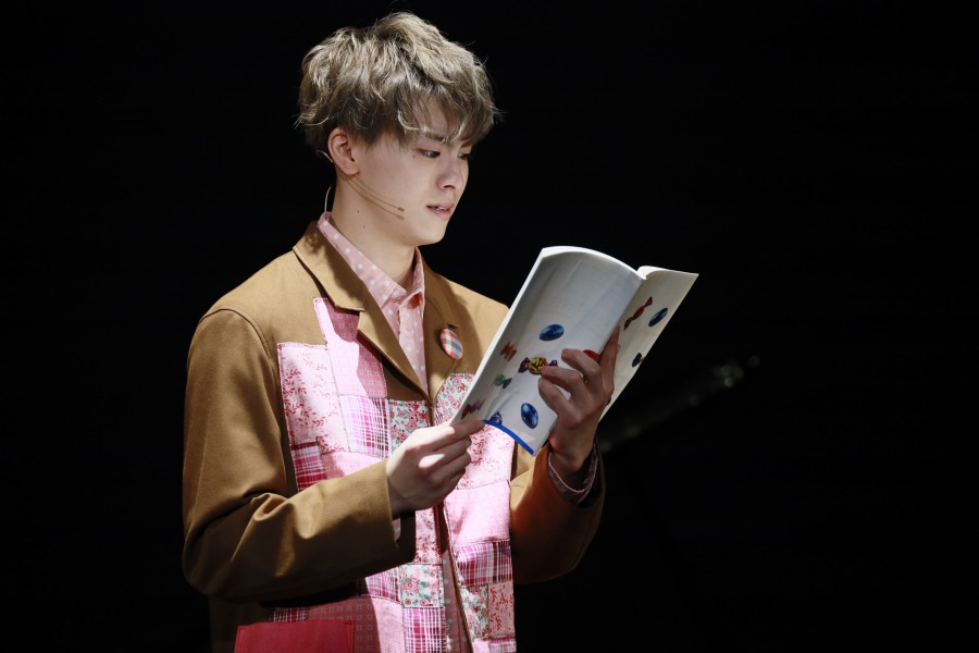 俳優×声優陣が日替わりで登場、朗読劇「いつもポケットにショパン」開幕　舞台写真が公開 イメージ画像