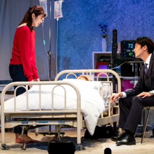 価値観の違いを乗り越えて　ウォーリー木下が舞台「僕はまだ死んでいない」を作った意味 イメージ画像