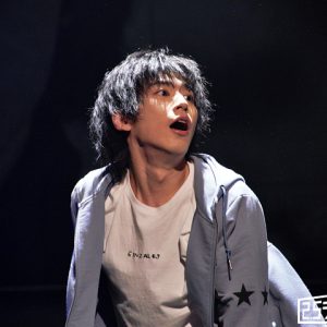 心揺さぶる、闇に潜む者たちの生き様　舞台「COLOR CROW -蒼霧之翼-」ゲネプロレポート イメージ画像