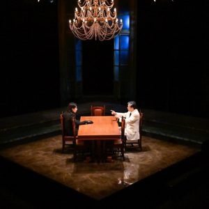 紡がれる美しき言葉　谷佳樹・君沢ユウキら出演「わが友ヒットラー」対話が生む、感情の波 イメージ画像