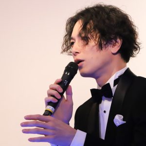 【OSIRU】瀬戸祐介、10年ぶりのバースデーイベントでタキシード姿に　「僕をもっと知ってもらいたい」 イメージ画像