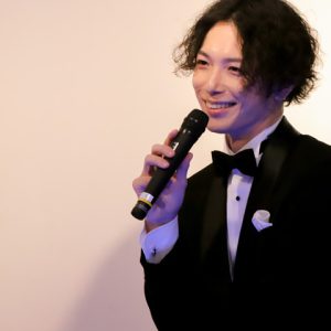 【OSIRU】瀬戸祐介、10年ぶりのバースデーイベントでタキシード姿に　「僕をもっと知ってもらいたい」 イメージ画像