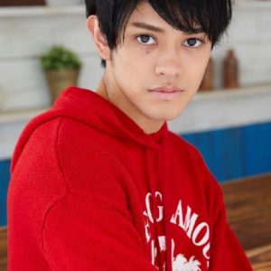 佐藤信⻑＆⽇永麗のW主演　悪魔と人間の恋模様が描かれるWBB「いえないアメイジングファミリー」上演へ イメージ画像