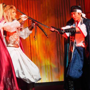 平野良、「ジェットコースターのような疾走感と高低差」　「笑う門には福来・る祭 明治座でどうな・る家康」開幕 イメージ画像