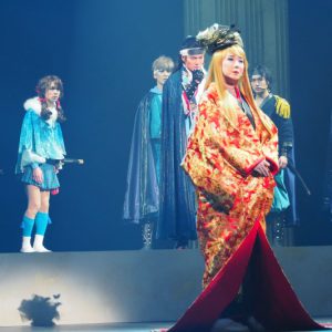 平野良、「ジェットコースターのような疾走感と高低差」　「笑う門には福来・る祭 明治座でどうな・る家康」開幕 イメージ画像