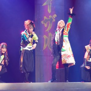 平野良、「ジェットコースターのような疾走感と高低差」　「笑う門には福来・る祭 明治座でどうな・る家康」開幕 イメージ画像