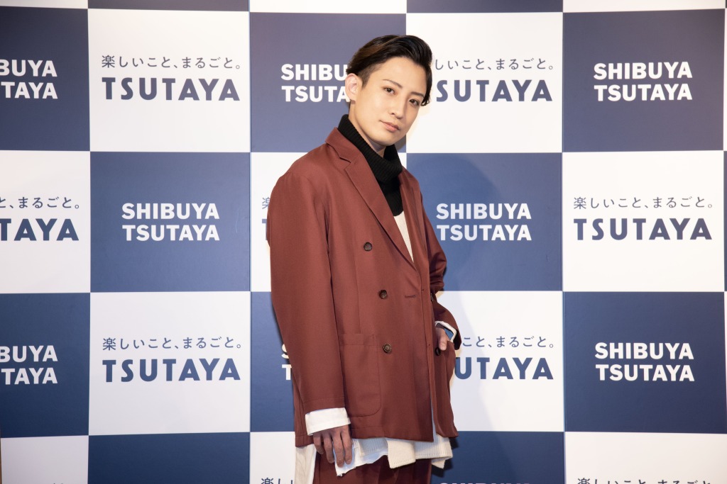 陳内将「突っ走らせていただいた1年」　「2023.04-2024.03カレンダーブック」発売記念イベント開催　 イメージ画像
