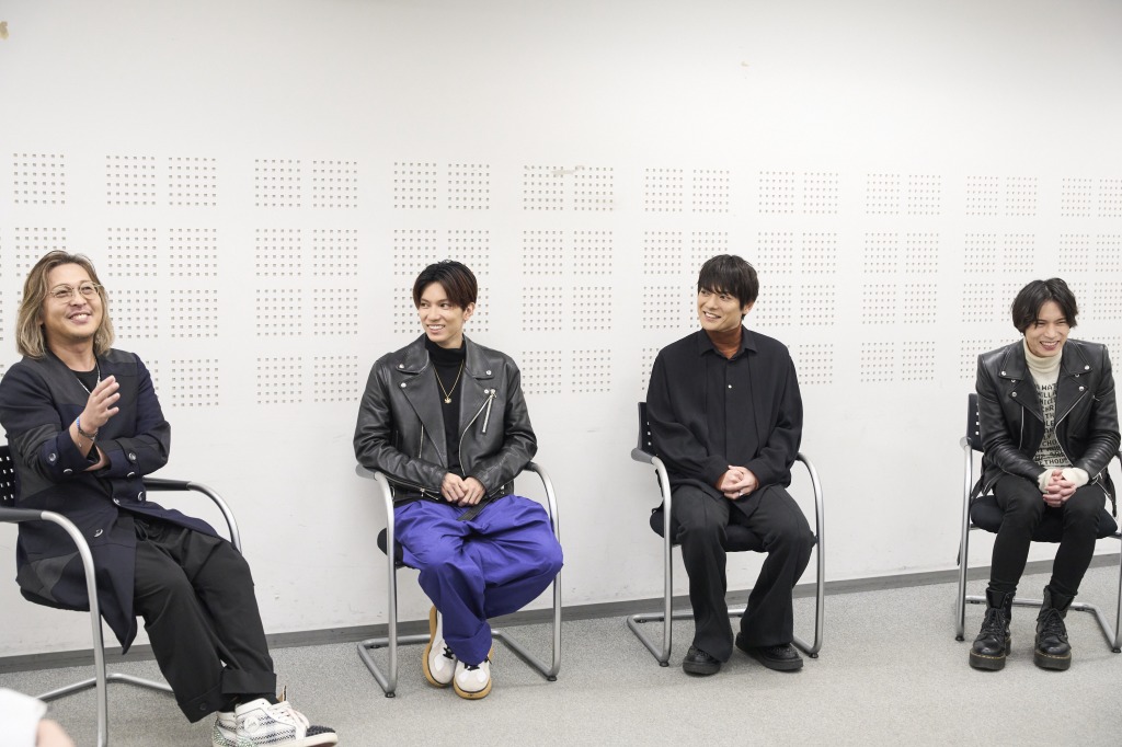 舞台「⽟蜻 ～新説・八犬伝」崎山つばさ・糸川耀士郎・北村諒らによる座談会レポート イメージ画像