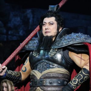 高野洸＆牧島輝が新たな歴史紡ぐ 舞台「キングダム」開幕【ゲネプロレポート】 イメージ画像