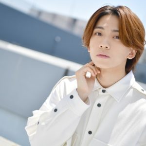 山本一慶×鈴木裕樹×吉高志音「舞台化したらこうだよね！」と楽しんでもらえる作品に 『吸血鬼すぐ死ぬ』舞台化へ イメージ画像