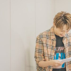 【2.5次元の舞台裏】感情の本質を言葉に変えて生み出す　演出家・元吉庸泰「アーティストでありお客さんの代表でありたい」 イメージ画像