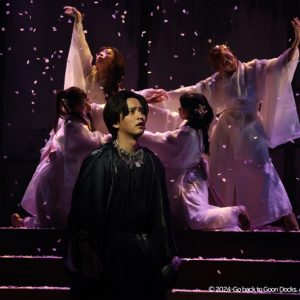 舞台「Go back to Goon Docks」、「十三夜」＆「桜の森の満開の下」の舞台写真が到着 イメージ画像